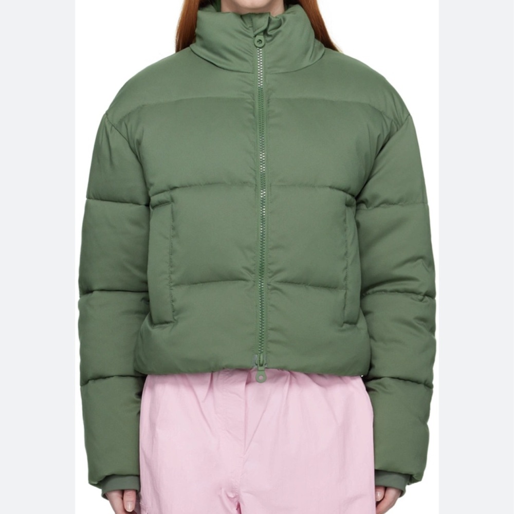 Girlfriend collective green cropped puffer jacket